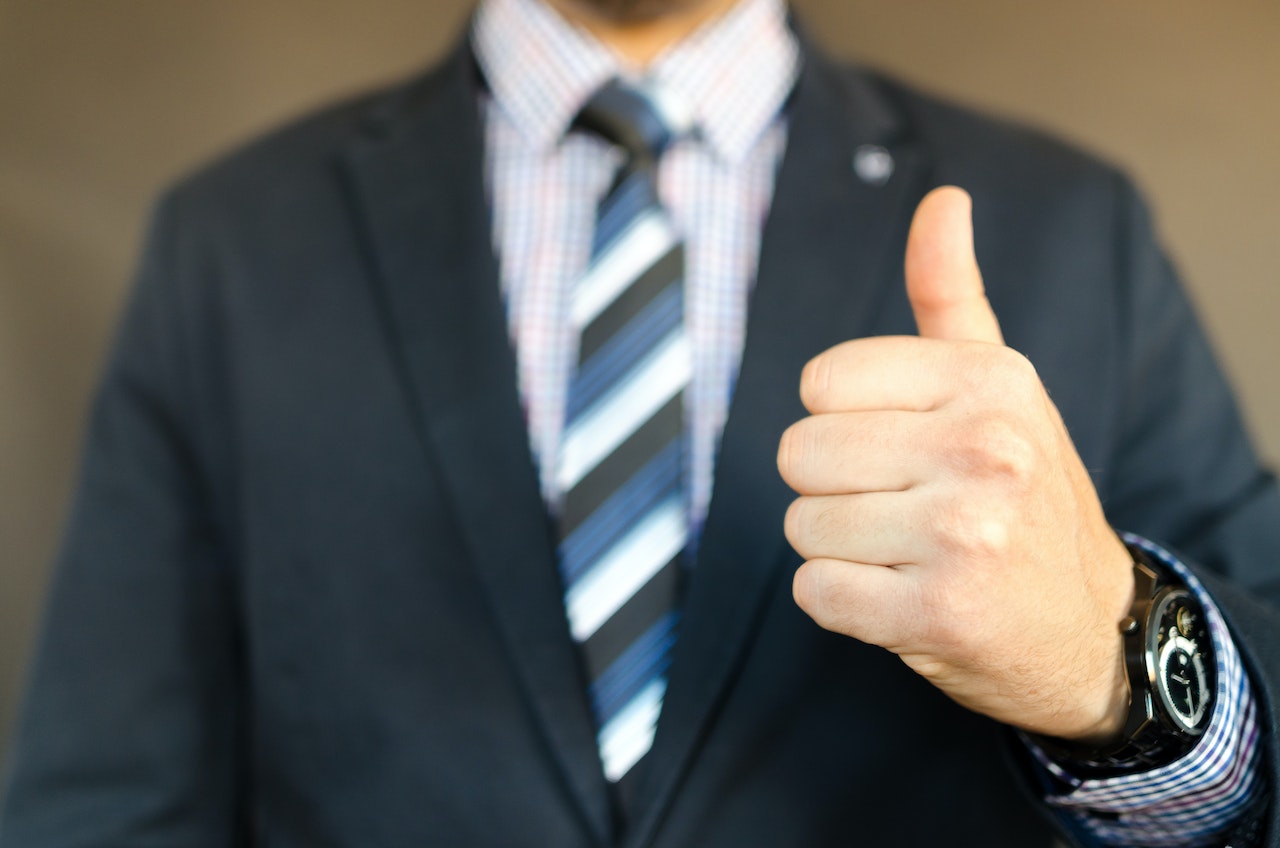Digital Business Cards: The Modern Professional's Essential Tool