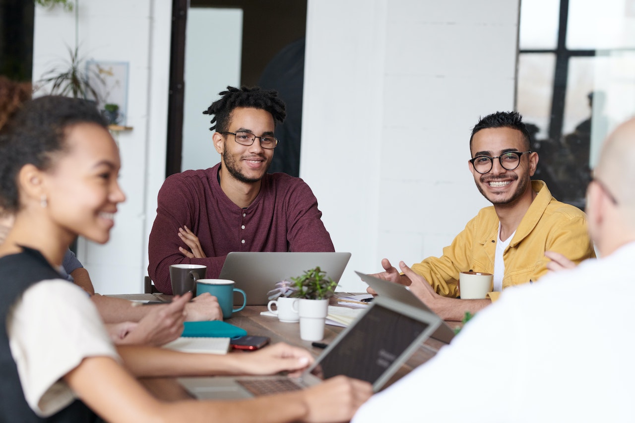 The Perfect Follow-Up: How to Turn Connections into Opportunities