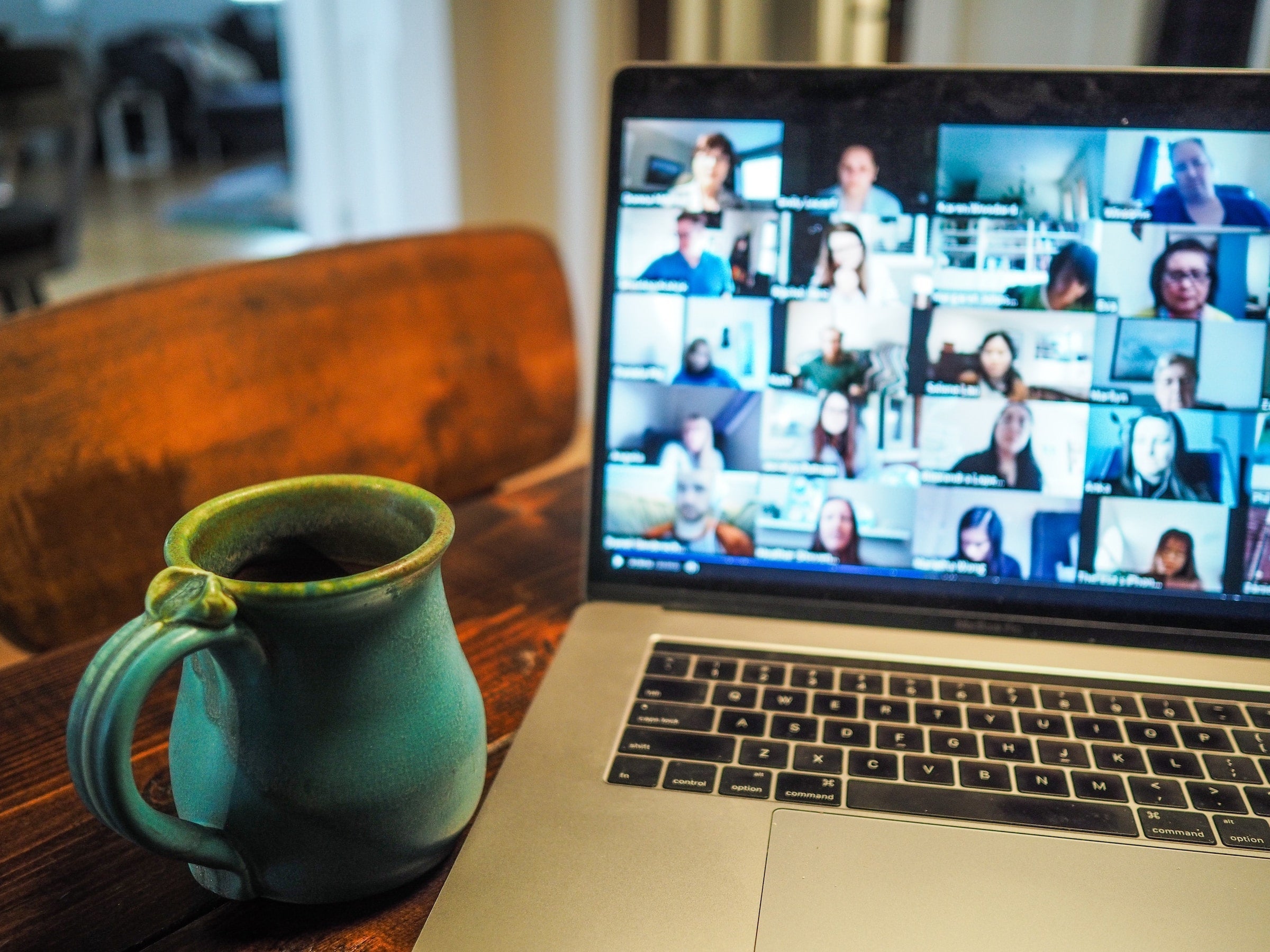 Why Elite Networkers Use Digital Business Cards
