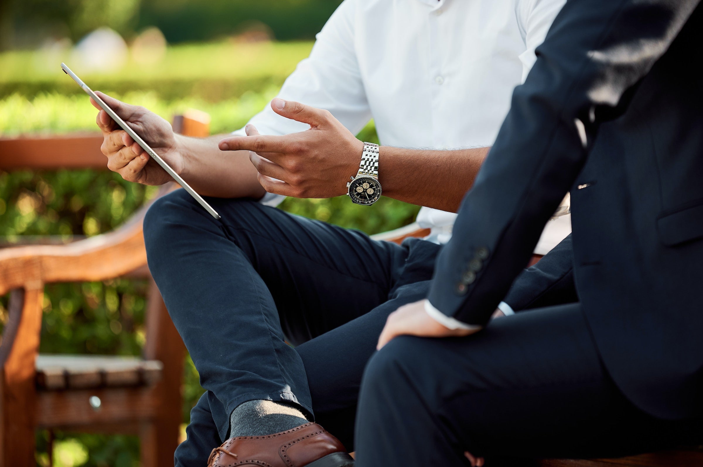 The Importance of Networking for Sales: How Popl Can Help You Close More Deals