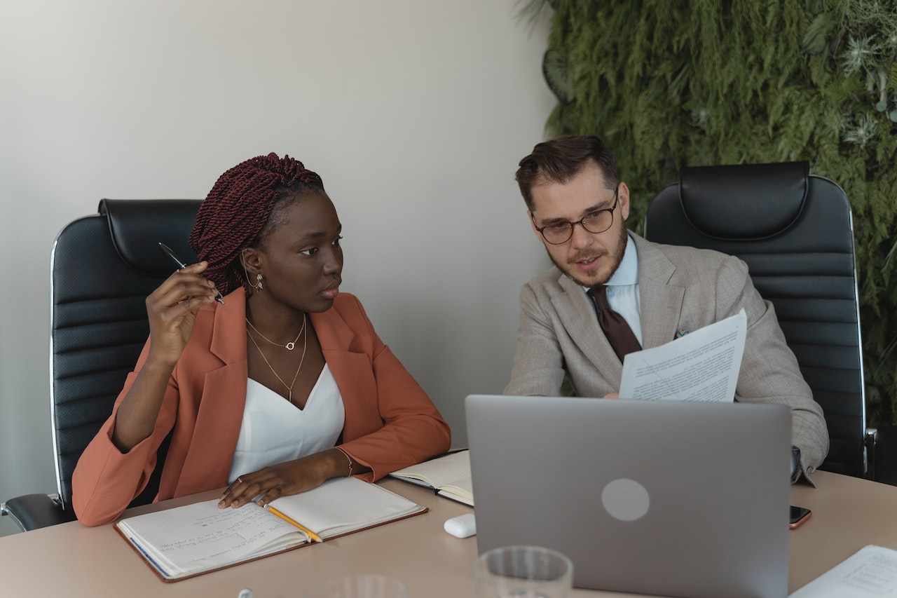 How to Stay Relevant in the Sales Industry