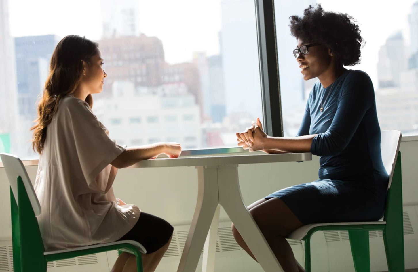 Effective Conversation Starters for In-Person Networking