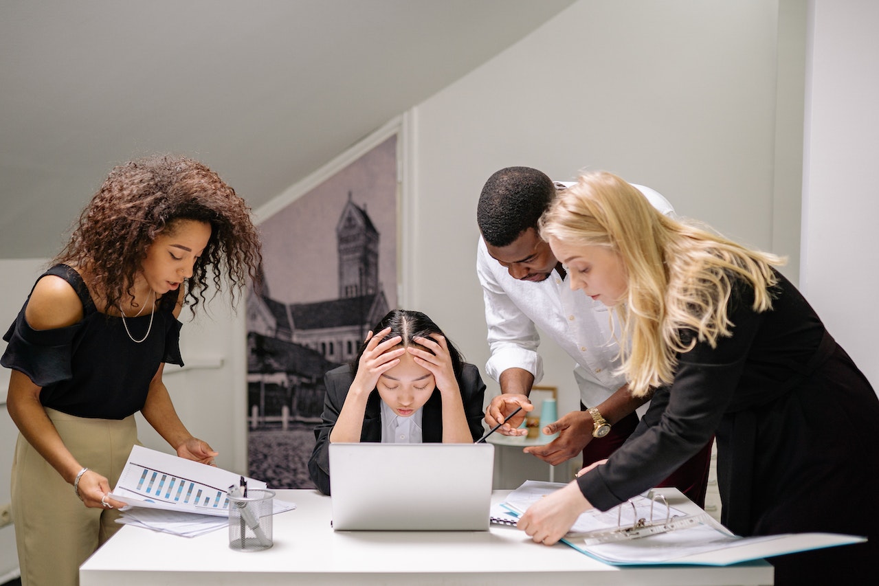 Networking Like a Pro: How to Overcome Social Anxiety and Connect Confidently